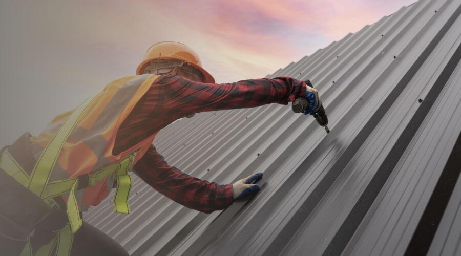 Professional residential roofers in New Era, MI